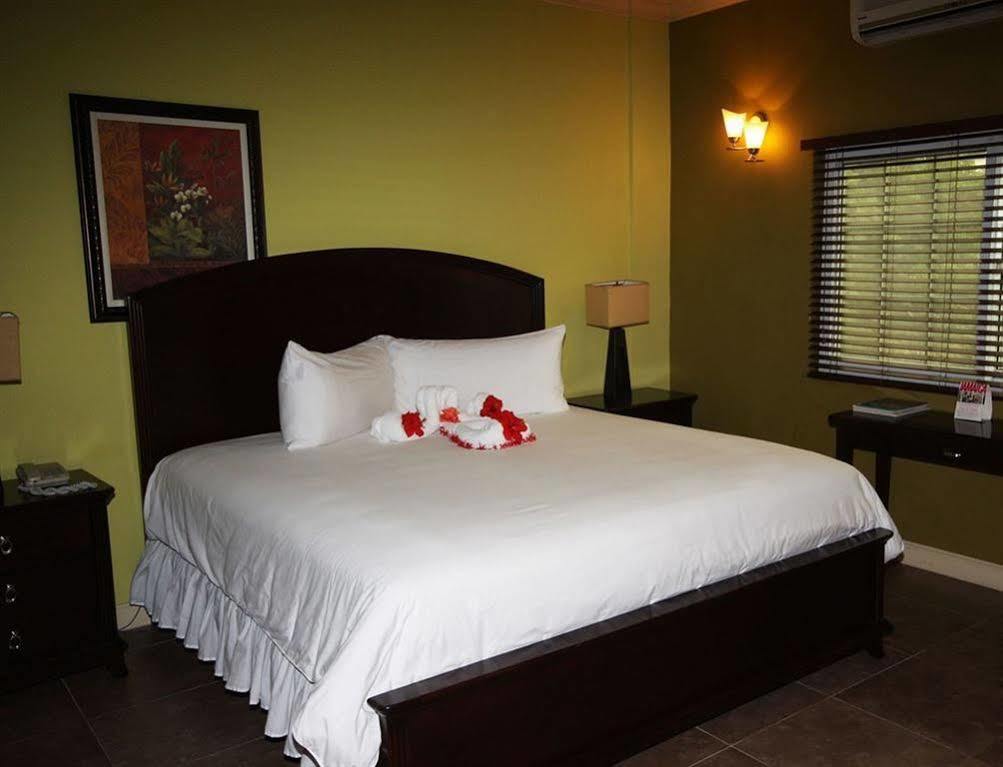 The Wexford Hotel Montego Bay Bilik gambar